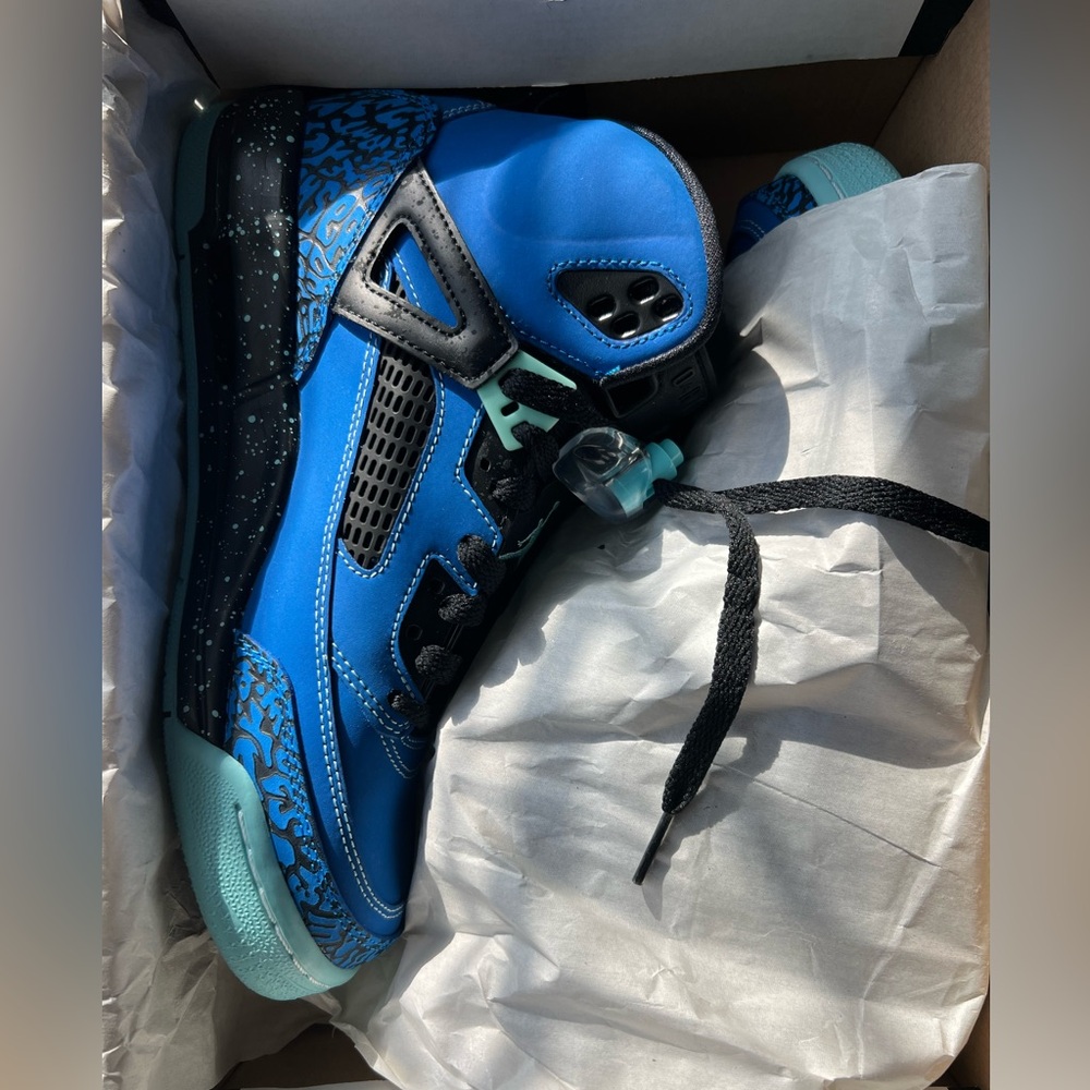 Jordan Spizike BG 7Y Excellent
